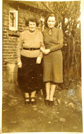 Fanny Brown and Vi Lewis